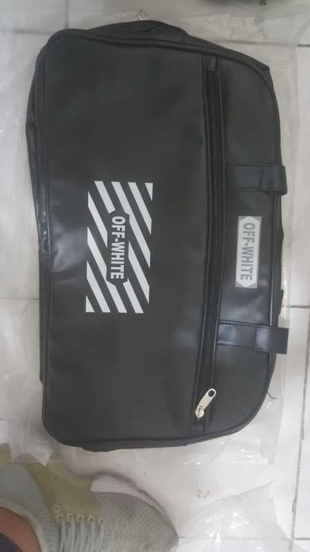 ساک ورنی چرم مشکي off white - image 1