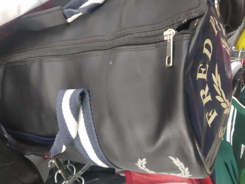 ساک چرم فرد پری FRED PERRY1952 - تصویر ۱
