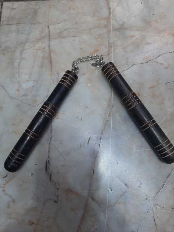 نانچيکو متوسط دسته چوبي 