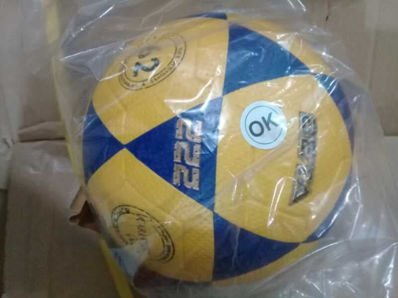 222توپ فوتسال بتا چرمي سايز3.5 سوزني - تصویر ۱