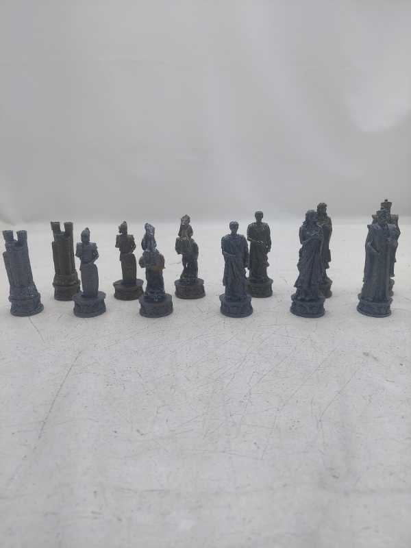 مهره سلطنتی طرح روم باستان پلی استری  