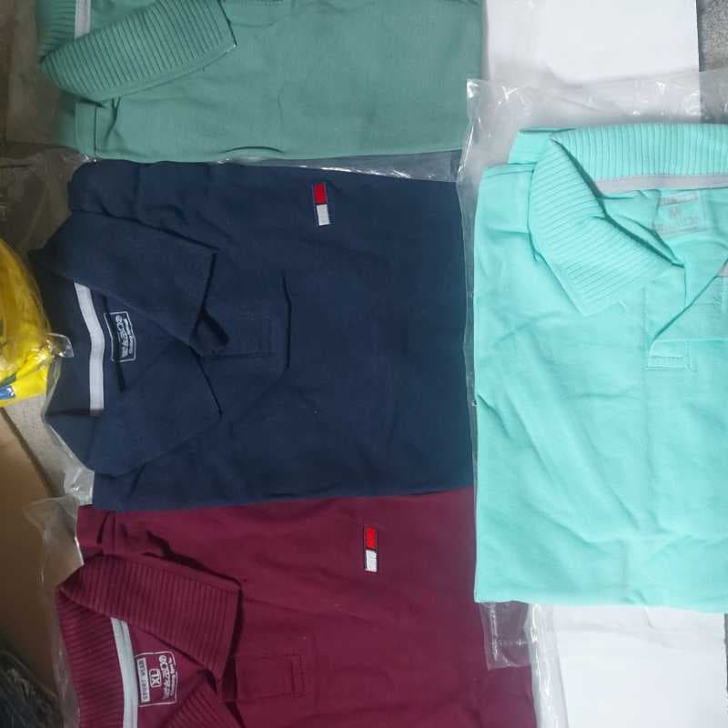 271 تیشرت جودون یقه دار