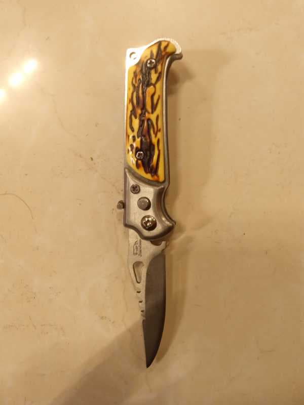 چاقو ضامن دار کوچیک 
