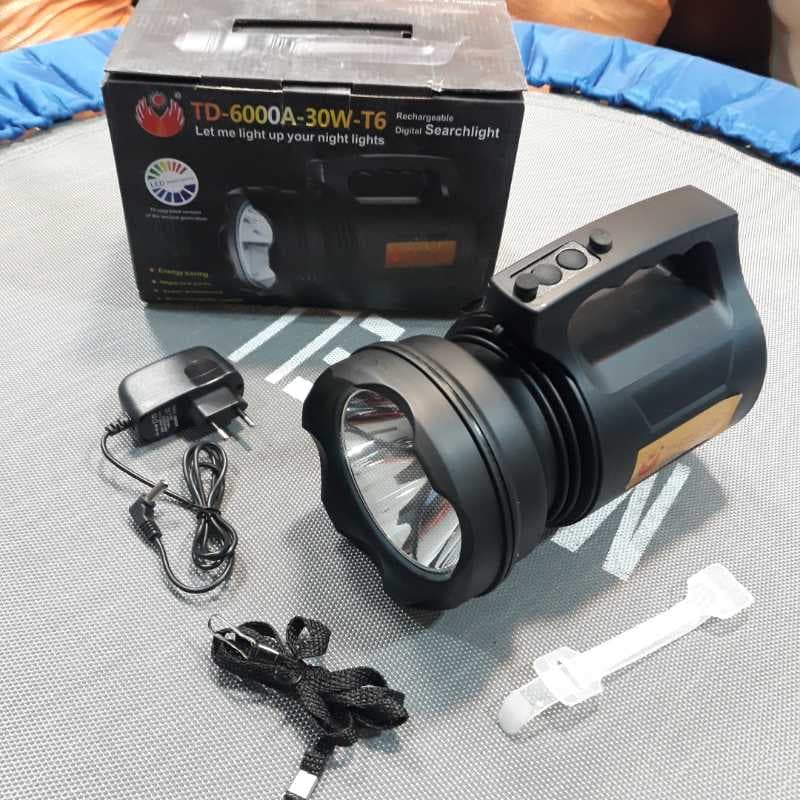 چراغ سفري شارژي 6000 امپر T6