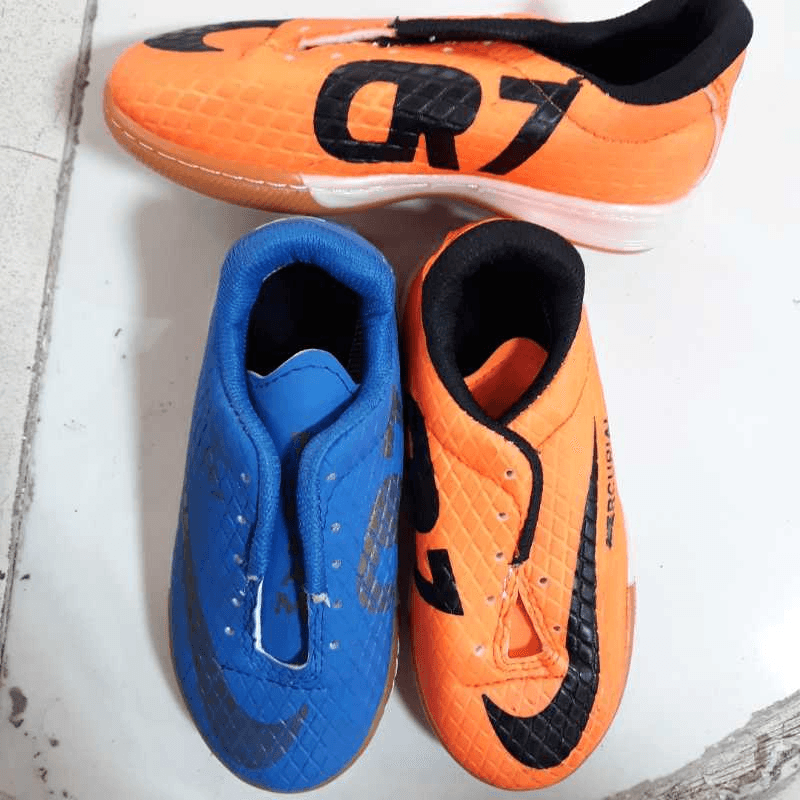 کفش سالنی بچگانه زنبوری cr7 تکسام - تصویر ۱