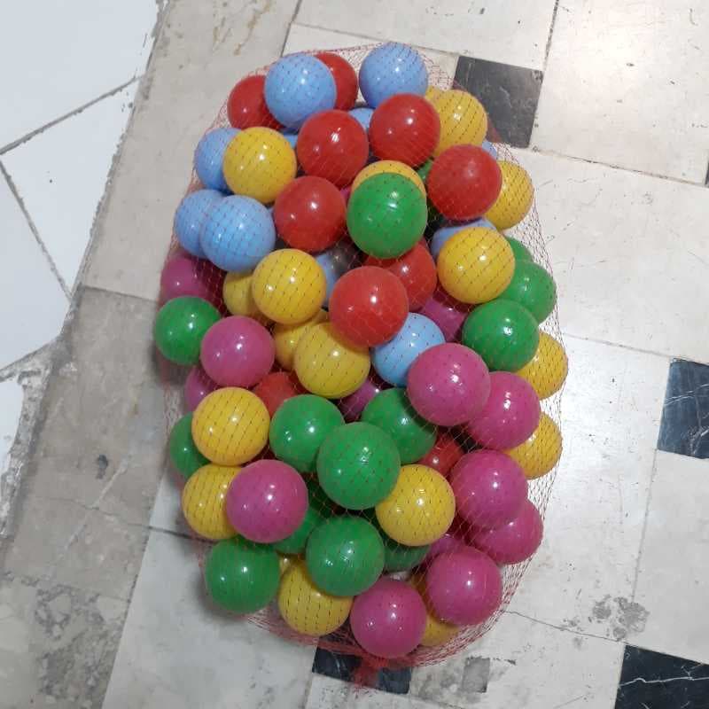 توپ بازی بسته ای استخری  - تصویر ۱