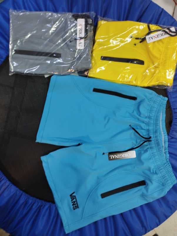 شلوارک استریج جیب زیپدار VANS - تصویر ۱