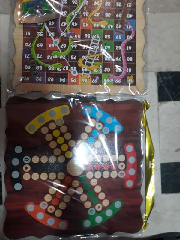 2بازی - منچ مارپله 40در40 چوبی 6نفره