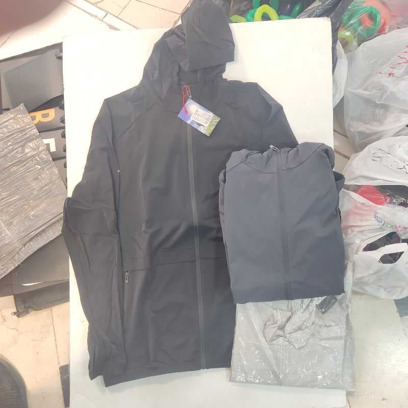 2110 بادگیر میکرو دوتیکه کلاهدار اوت دور - تصویر ۱