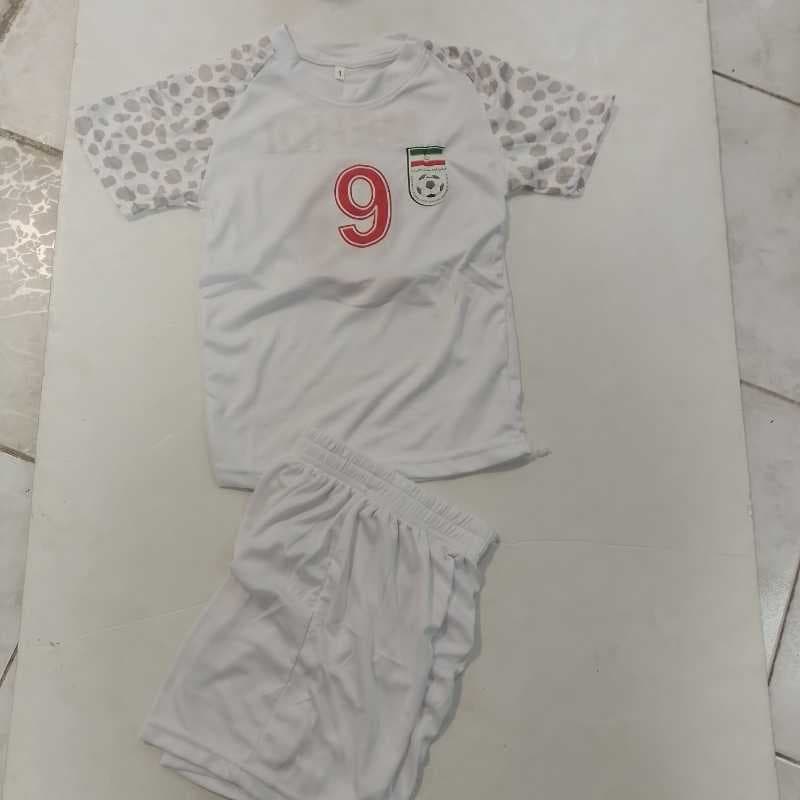 تیشرت شورت ایران سرشانه خال خالی 2022 - تصویر ۱