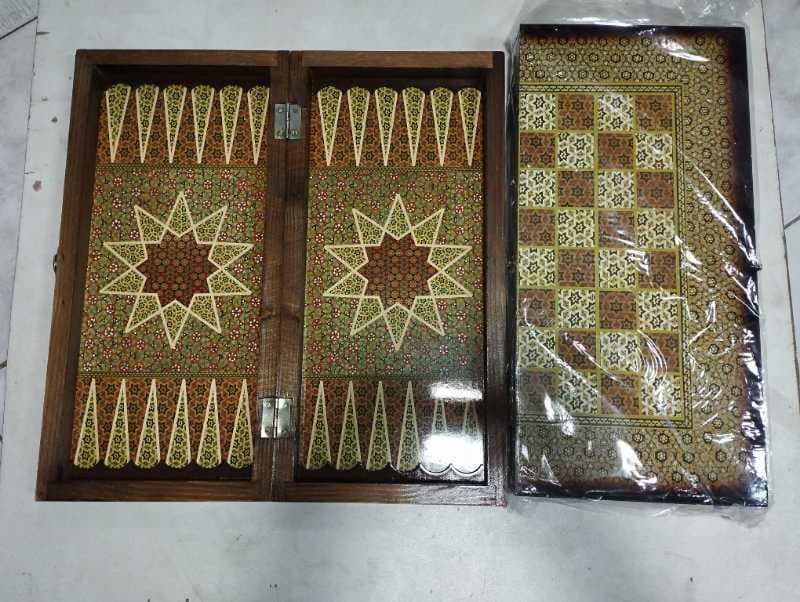360 شطرنج تخته نرد قفلدار طرح ده پره ای کنار سایه دار - تصویر ۱