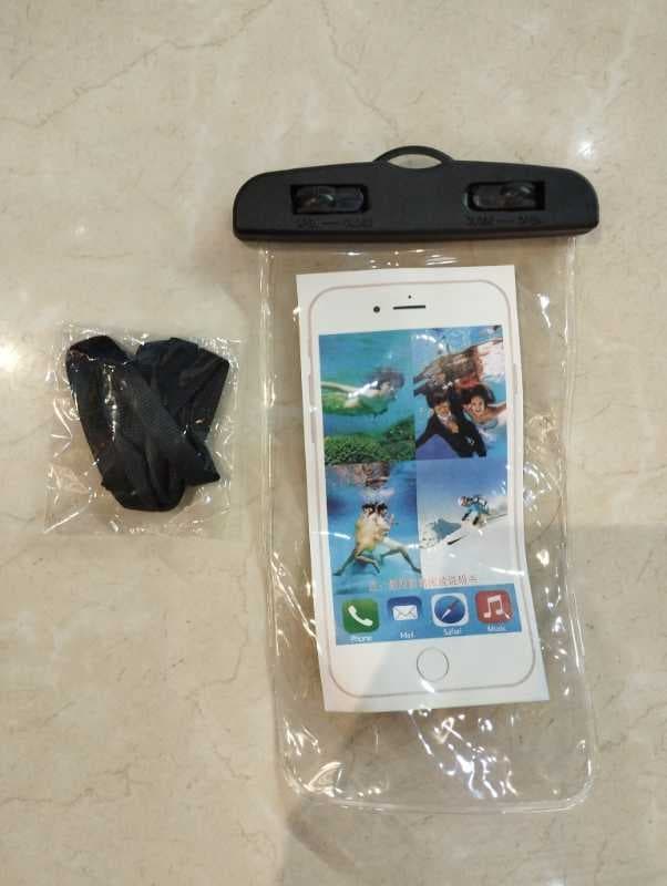 کیف ضد اب گوشی بند دار - image 1