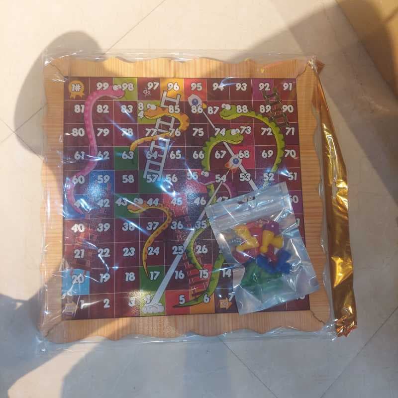101منچ 4 نفره بزرگ مربعی 40تا43 سانت